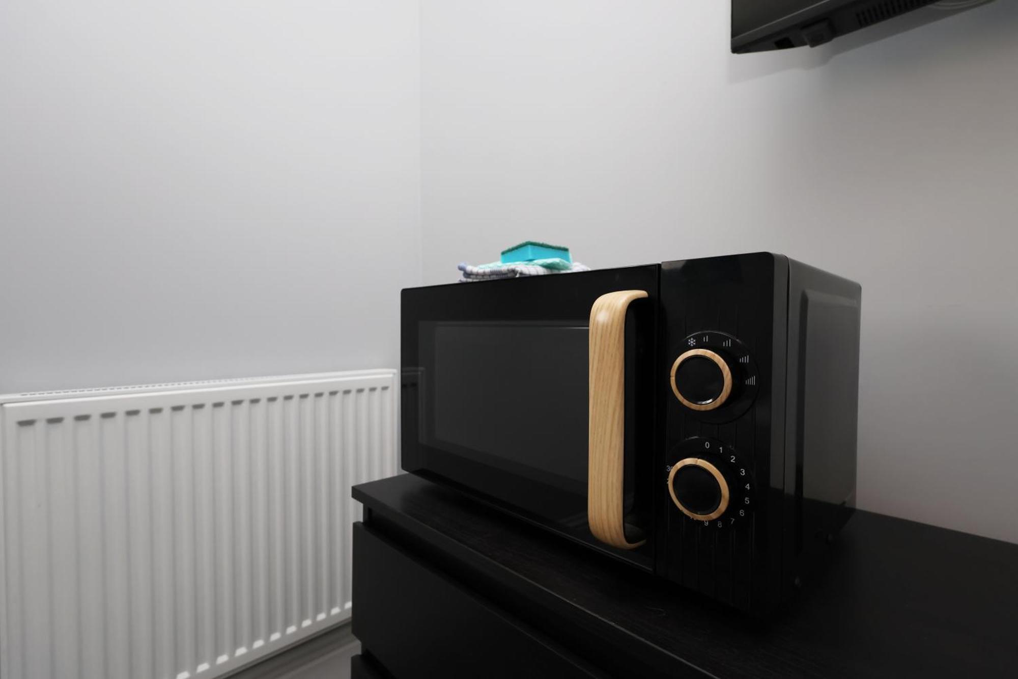 En-Suite Double Rooms, Smart Tv Comfy Style Лланелли Экстерьер фото